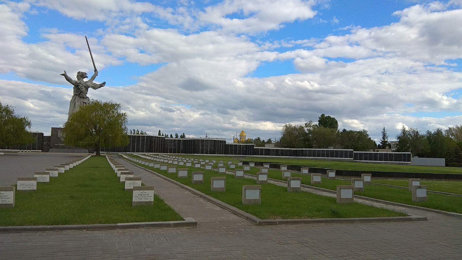 ВЕЛИКАЯ ПОБЕДА НА БЕРЕГАХ ВОЛГИ